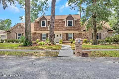 4448 Charter Point Blvd, Jacksonville, FL 32277