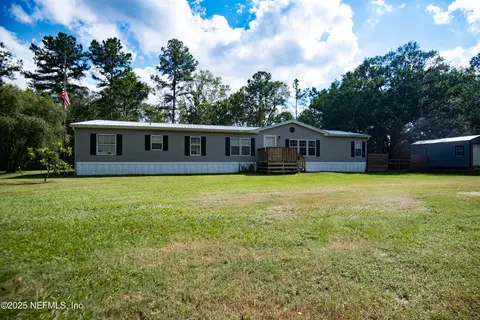 4905 Stephen St, Hastings, FL 32145