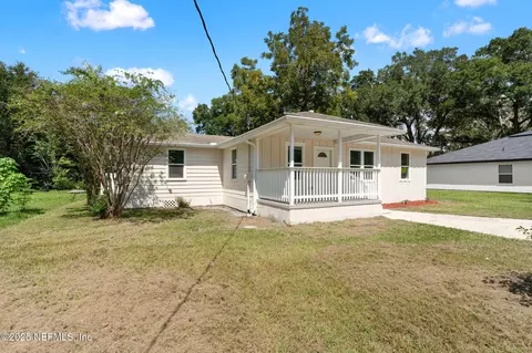 2655 Community Rd, Jacksonville, FL 32207