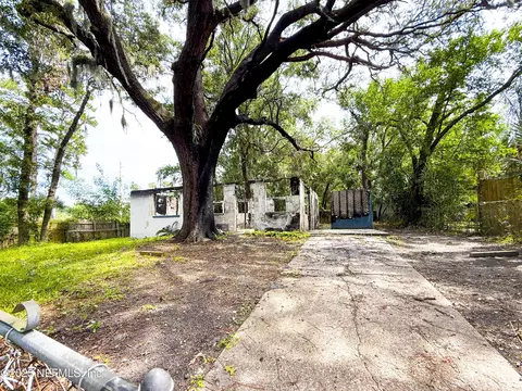265 Pecan St, Jacksonville, FL 32211