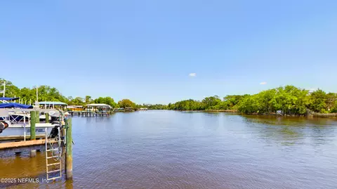 1307 River Hills Cir E #10, Jacksonville, FL 32211