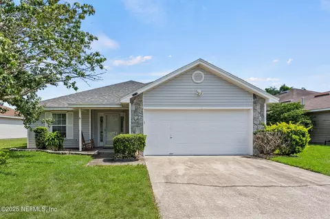 2257 Pierce Arrow Dr, Jacksonville, FL 32246