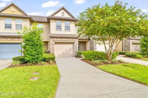 7021 Berrybrook Dr, Jacksonville, FL 32258