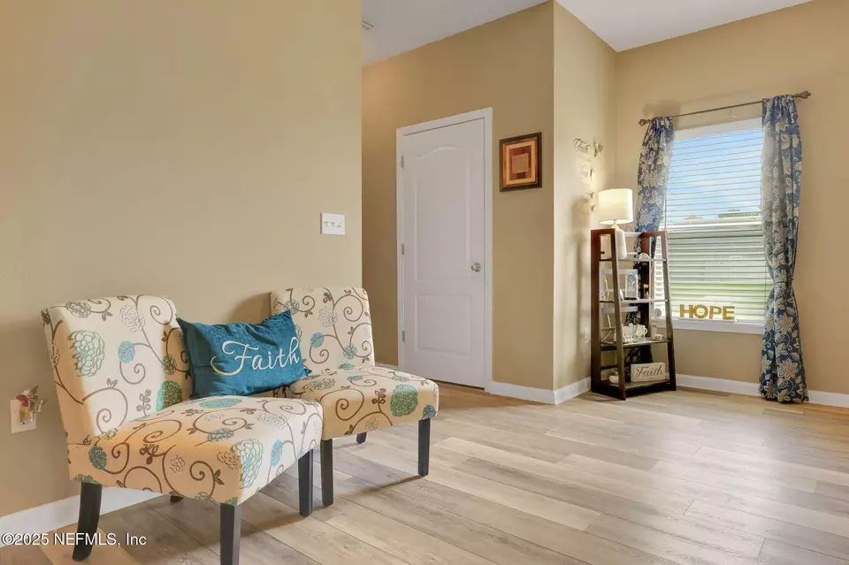 Entry Way - 86070 Windfern Ct, Yulee, FL 32097 photo 2 of 2