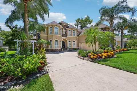 1128 Mill Creek Dr, Saint Johns, FL 32259