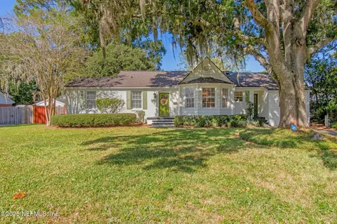 4966 Arapahoe Ave, Jacksonville, FL 32210