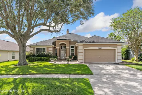 13072 Chets Creek Dr N, Jacksonville, FL 32224