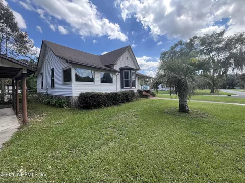516 St Johns Ave, Green Cove Springs, FL 32043