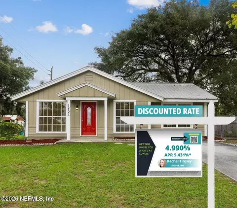 1403 Prospect St, Palatka, FL 32177