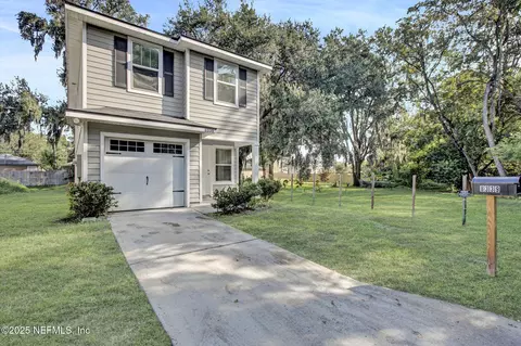 8339 Woods Ave, Jacksonville, FL 32216
