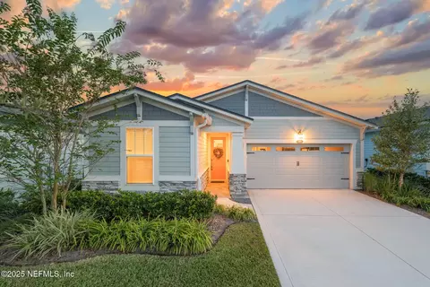 319 Juniper Hills Dr, Saint Johns, FL 32259
