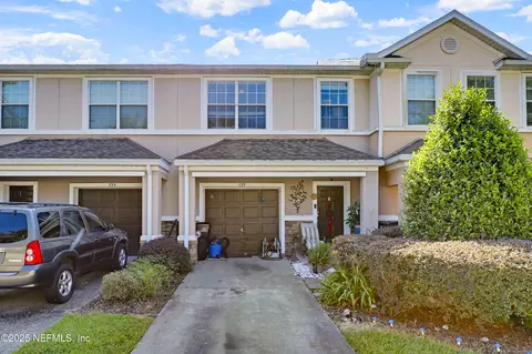 359 Sunstone Ct, Orange Park, FL 32065