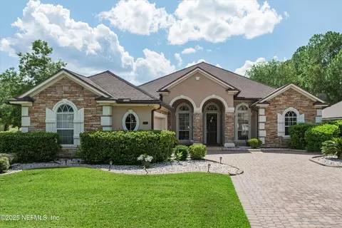 1016 Green Pine Cir, Orange Park, FL 32065