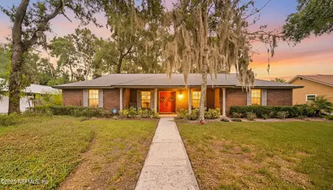 9455 Lita Rd W, Jacksonville, FL 32257