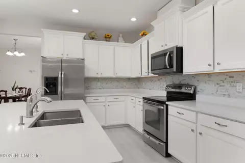 6748 Greenland Chase Blvd, Jacksonville, FL 32258