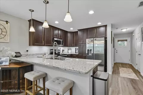 10441 Bradley Rd, Jacksonville, FL 32246