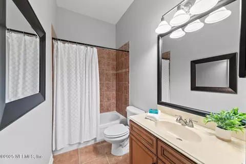 Bath - 148 La Mesa Dr, Saint Augustine, FL 32095 photo 5 of 6