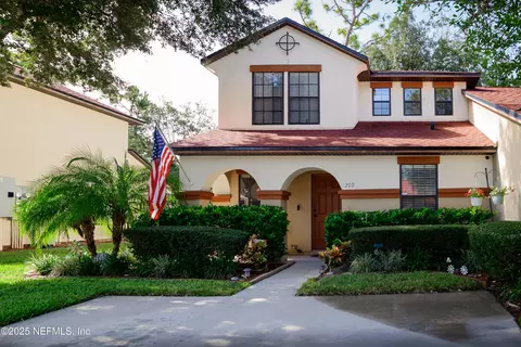 209 Beech Brook St, Saint Johns, FL 32259