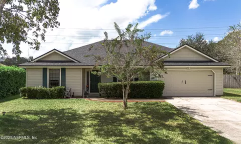 9733 Peabody Dr N, Jacksonville, FL 32221