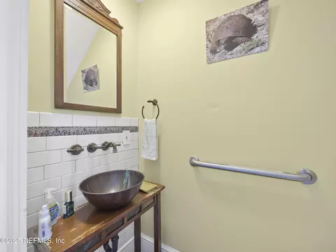 Bath - 66 Weeden St, Saint Augustine, FL 32084 photo 1 of 6