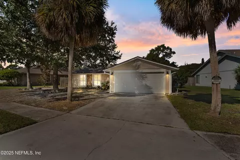 3230 Hampstead Dr, Jacksonville, FL 32225