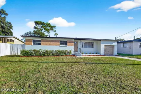 6033 Anvil Rd, Jacksonville, FL 32277