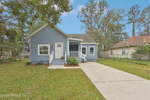 1005 Palmer St, Green Cove Springs, FL 32043