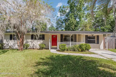 7567 Wendell Dr, Jacksonville, FL 32210