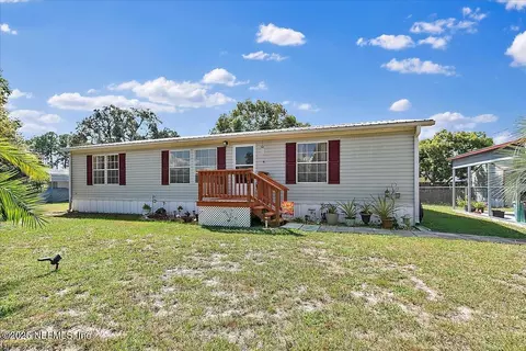 107 Indiana St, Crescent City, FL 32112
