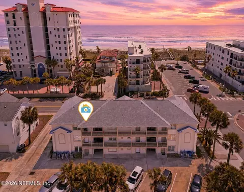 386 1st St S, Jacksonville Beach, FL 32250