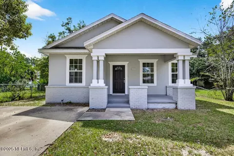 916 24th St W, Jacksonville, FL 32209