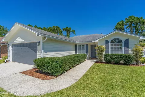 12373 Apple Leaf Dr, Jacksonville, FL 32224