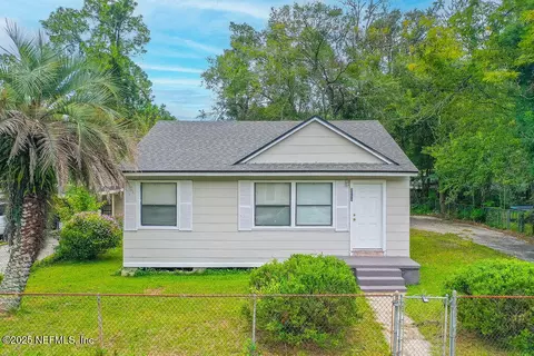 3058 2nd St Cir, Jacksonville, FL 32254