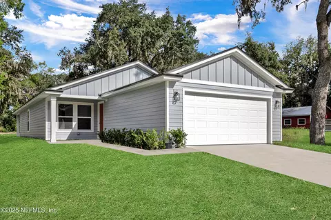 1413 Cleveland Ave, Palatka, FL 32177