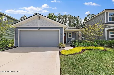 231 Meadow Creek Dr, Saint Johns, FL 32259