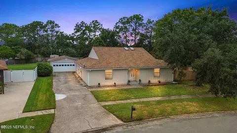 10850 Mandarin Station Dr W, Jacksonville, FL 32257