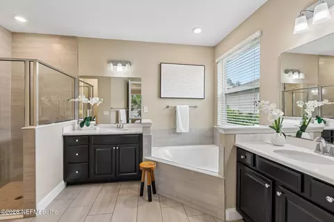 Bath - 84 San Telmo Ct, Saint Augustine, FL 32095 photo 2 of 7
