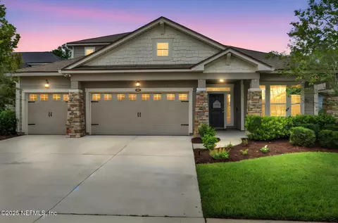 348 Wild Rose Dr, Saint Johns, FL 32259