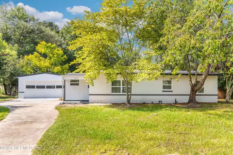 5426 N River Ct, Jacksonville, FL 32211