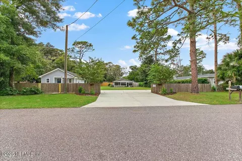 11828 Leonardo Ln E, Jacksonville, FL 32218