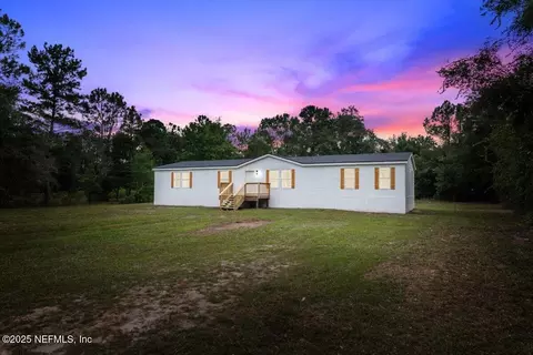 4821 Dandelion St, Middleburg, FL 32068