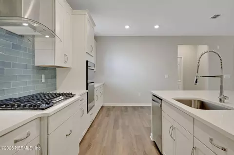 3249 Pipers Way, Green Cove Springs, FL 32043