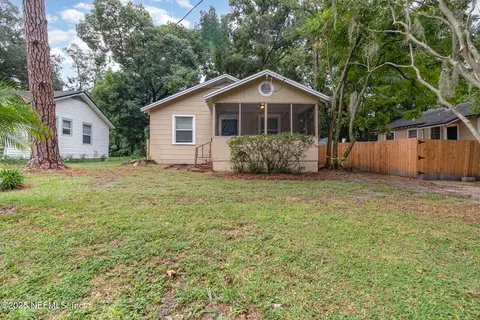 3042 Green St, Jacksonville, FL 32205