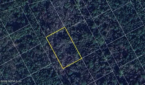 110 Carr Pl, Satsuma, FL 32189