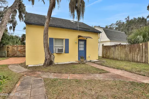 Exterior - 29 Nelmar Ave, Saint Augustine, FL 32084 photo 4 of 10