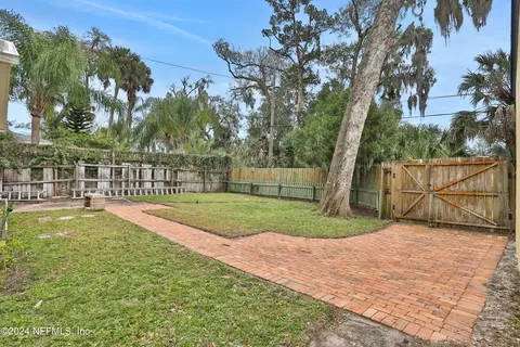 Exterior - 29 Nelmar Ave, Saint Augustine, FL 32084 photo 5 of 10