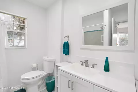 Bath - 29 Nelmar Ave, Saint Augustine, FL 32084 photo 2 of 7