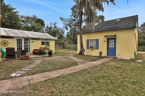 Exterior - 29 Nelmar Ave, Saint Augustine, FL 32084 photo 3 of 10