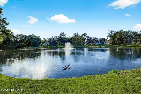 1662 Spring Branch Dr E, Jacksonville, FL 32221