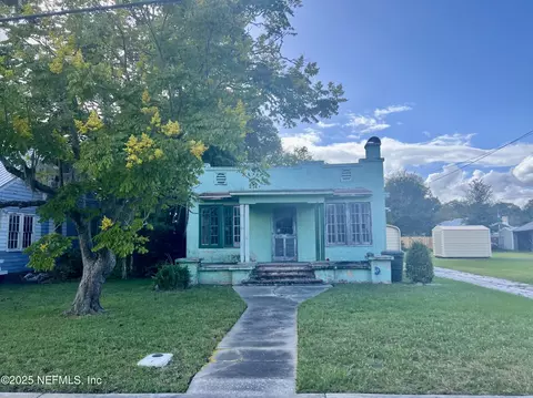 504 Moseley Ave, Palatka, FL 32177